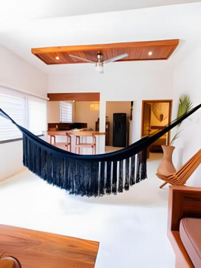 Casita de Diseño con, tina de baño, A/A y TV